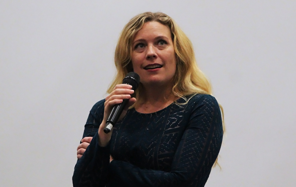 News - Teaser - Kate Hewlett / Jeannie Miller - 1