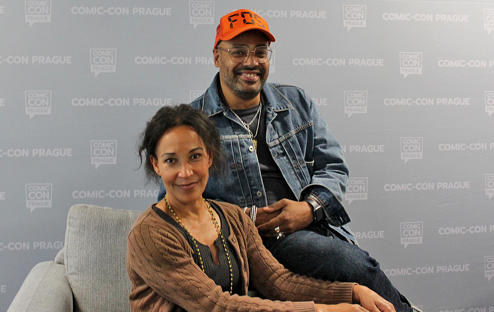 Teaser - News - Rachel Luttrell / Rainbow Sun Francks - Interview - Comic Con Prague 2025